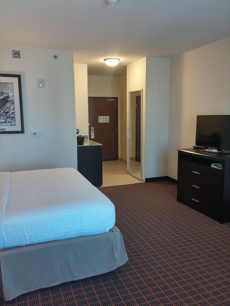 Holiday Inn Express & Suites Golden By Ihg מראה חיצוני תמונה